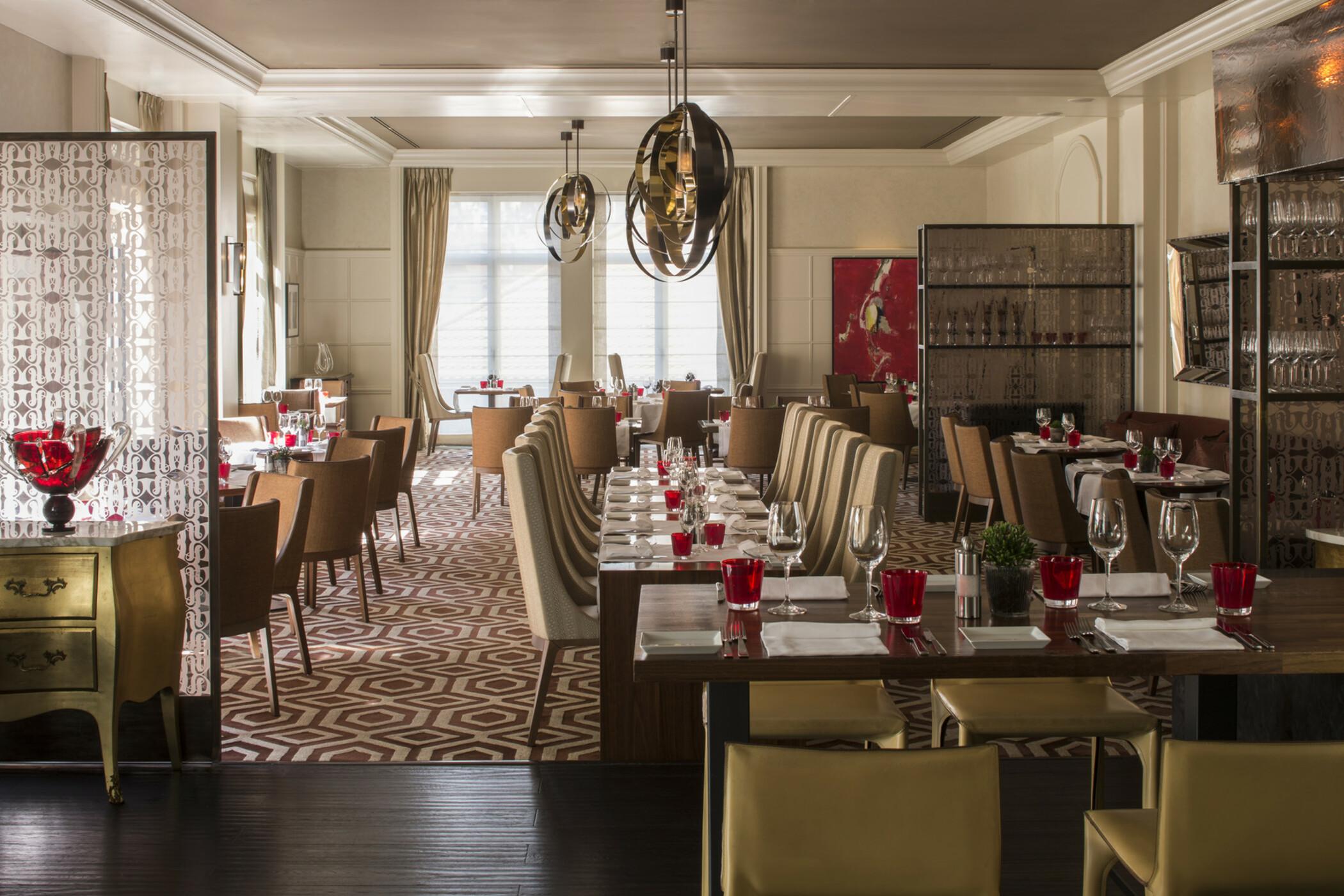 Otel Four Seasons 5*