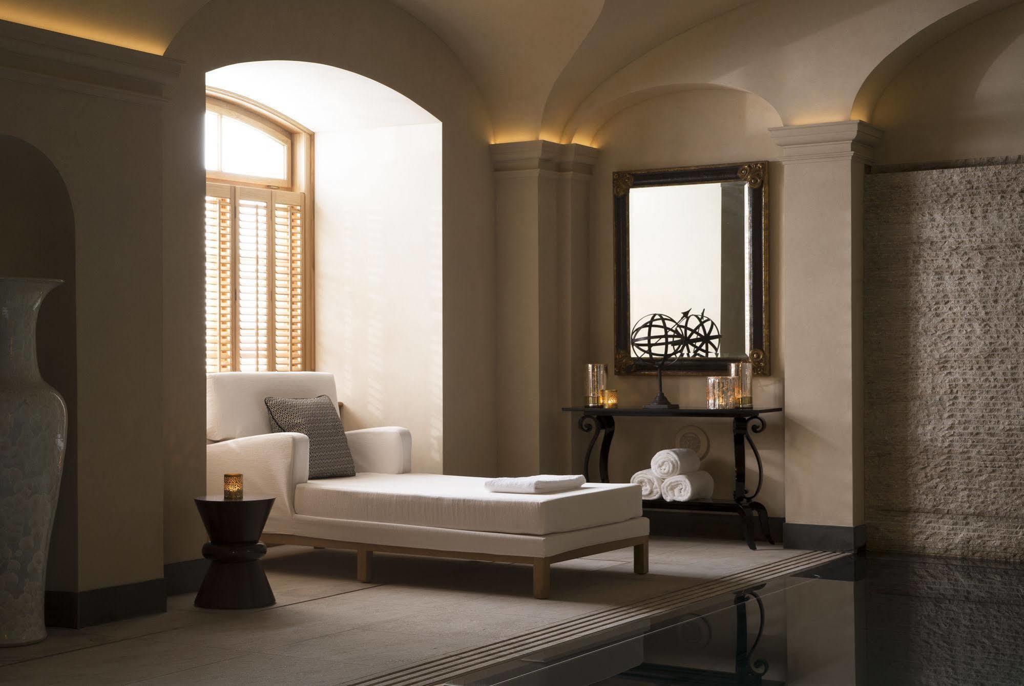 Otel Four Seasons